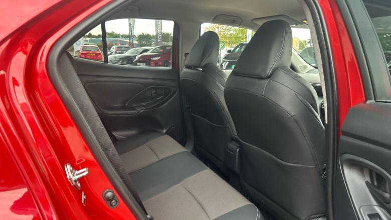 Toyota Yaris Cross 1.5 Hybrid Excel 5dr CVT Hybrid Estate